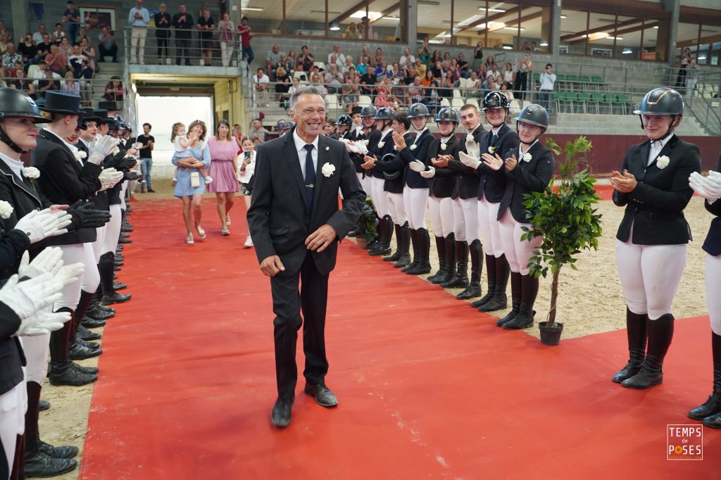 Professeurs des cours de pratique en équitation